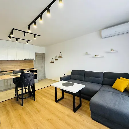 Cherno 107 - 19 Apartment